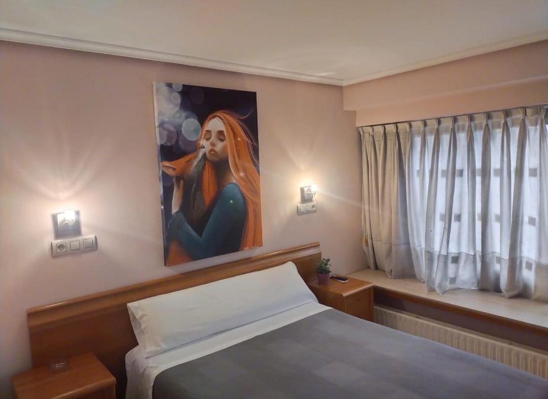 Hostal Alvarez Овьедо Экстерьер фото