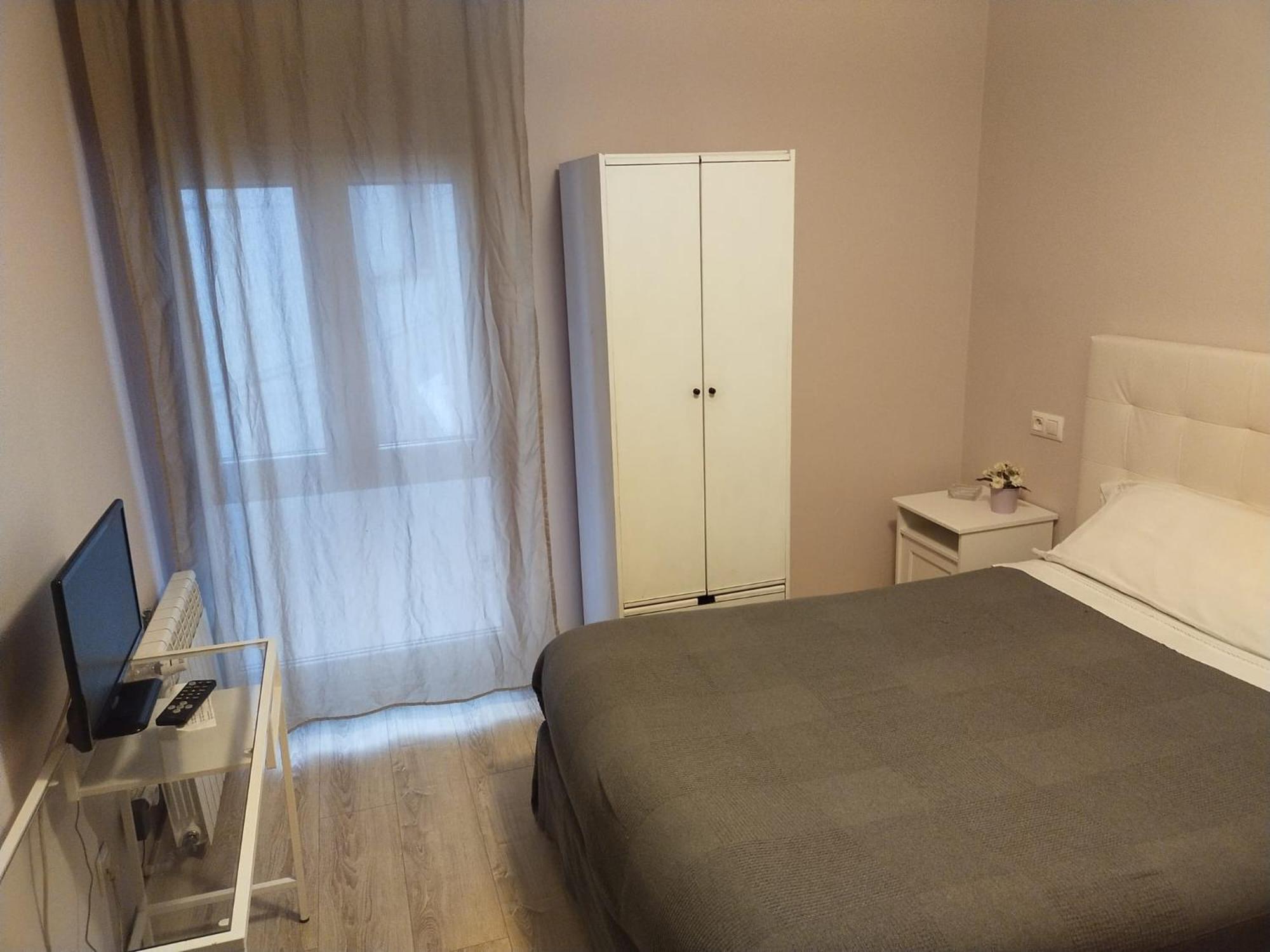Hostal Alvarez Овьедо Экстерьер фото